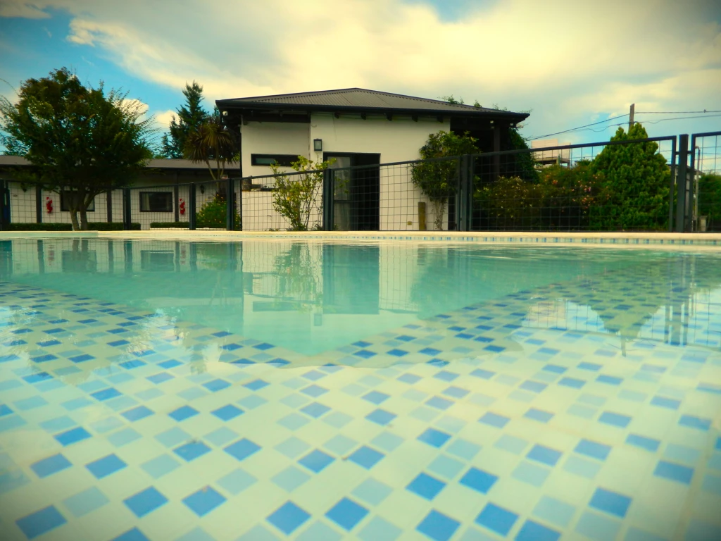 4-Piscina-cabaas-elorigen.webp