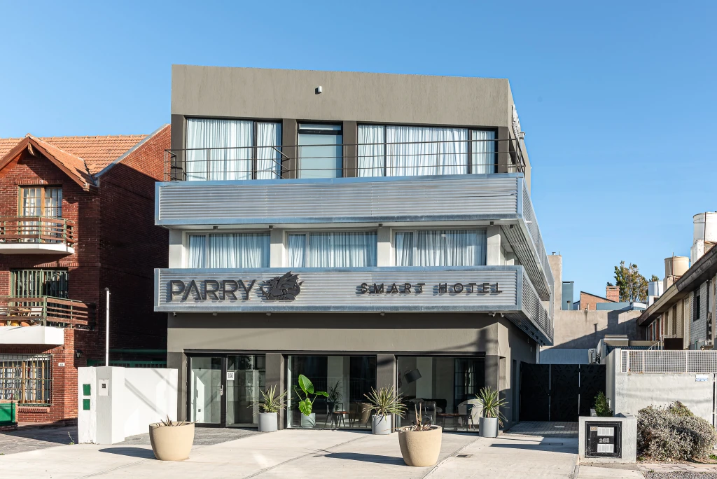 ParryFachada.webp