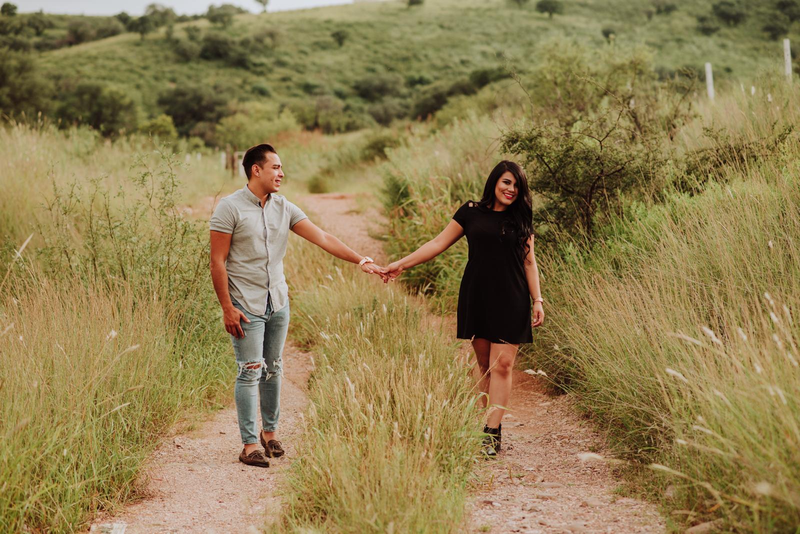 preboda chihuahua, fotos de pareja vintage, fotos de pareja al aire libre