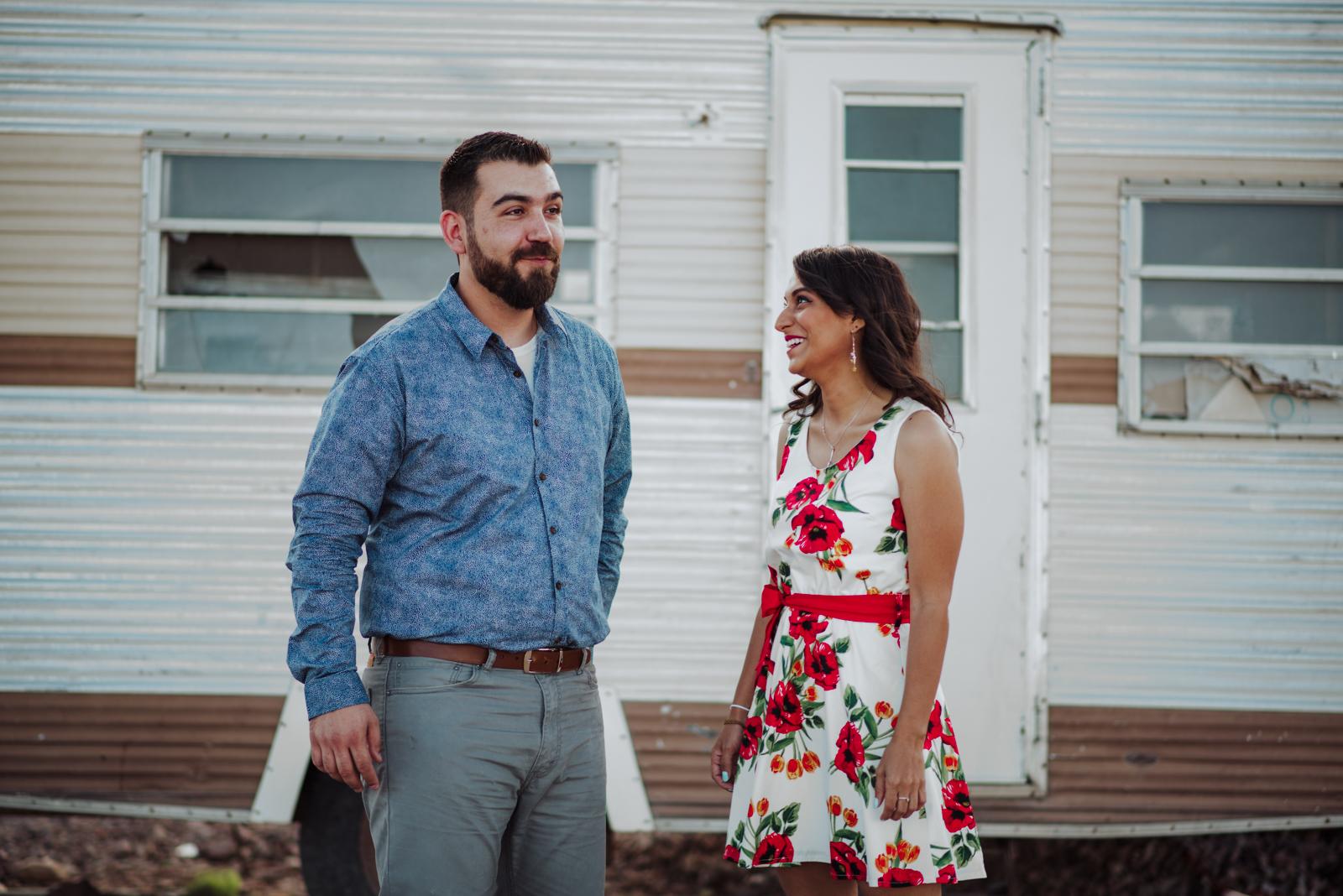 preboda en chihuahua, chihuahua, fotos de pareja , fotografos de boda , fotografos de boda en mexico. fotografos de boda en chihuahua, fotografos profesionales, fotografos destino, parejas de novios al aire libre , sesiones de retrato, sesiones de pareja, sesiones de pareja vintage