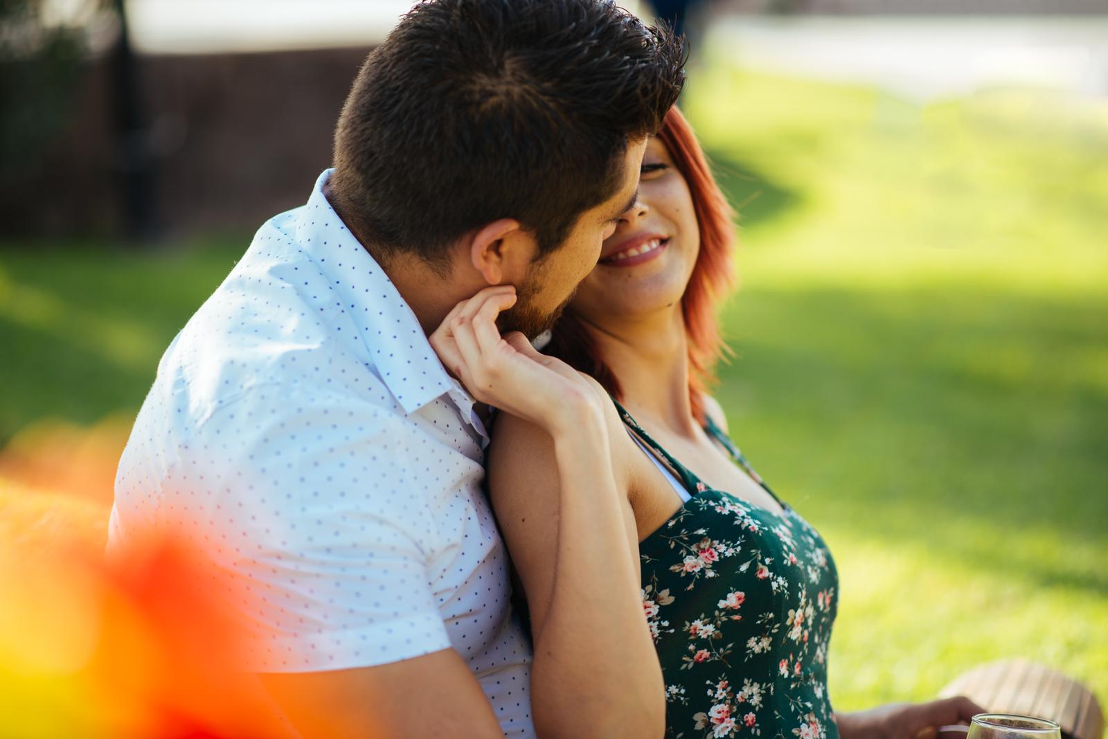 preboda en parque acueducto, novios , pic nic, novios en pic nic, fotos de parejas, tardes romanticas, momentos romanticos, fotografia espontanea , fotografo de bodas , fotografos profesionales , fotografo de matrimonio