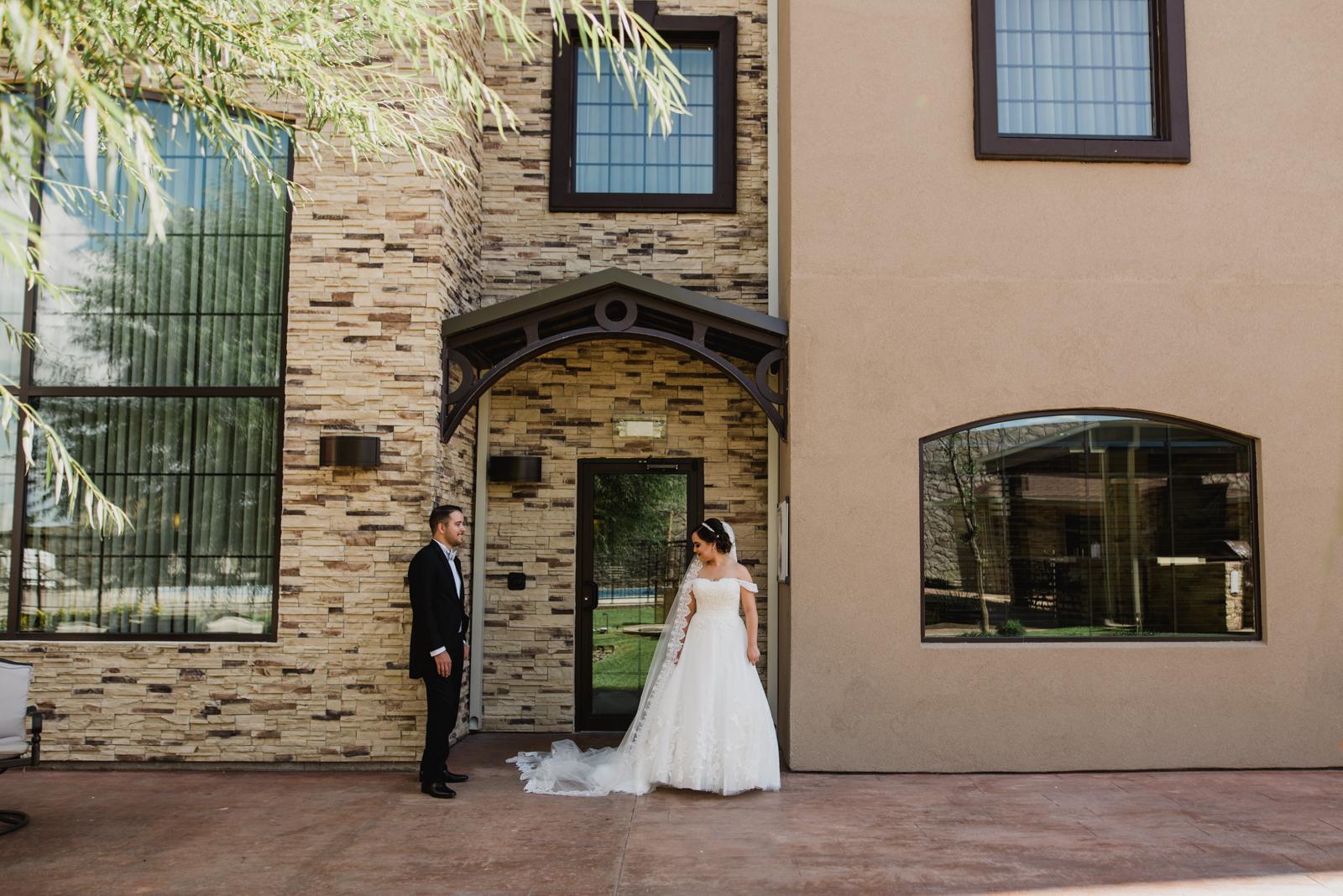 boda en chihuahua, boda en campestre , novios en staybridge chihuahua, fotografos de bodas, fotografos profesionales , fotografos en chihuahua, fotografia de novios en oteles de chihuahua