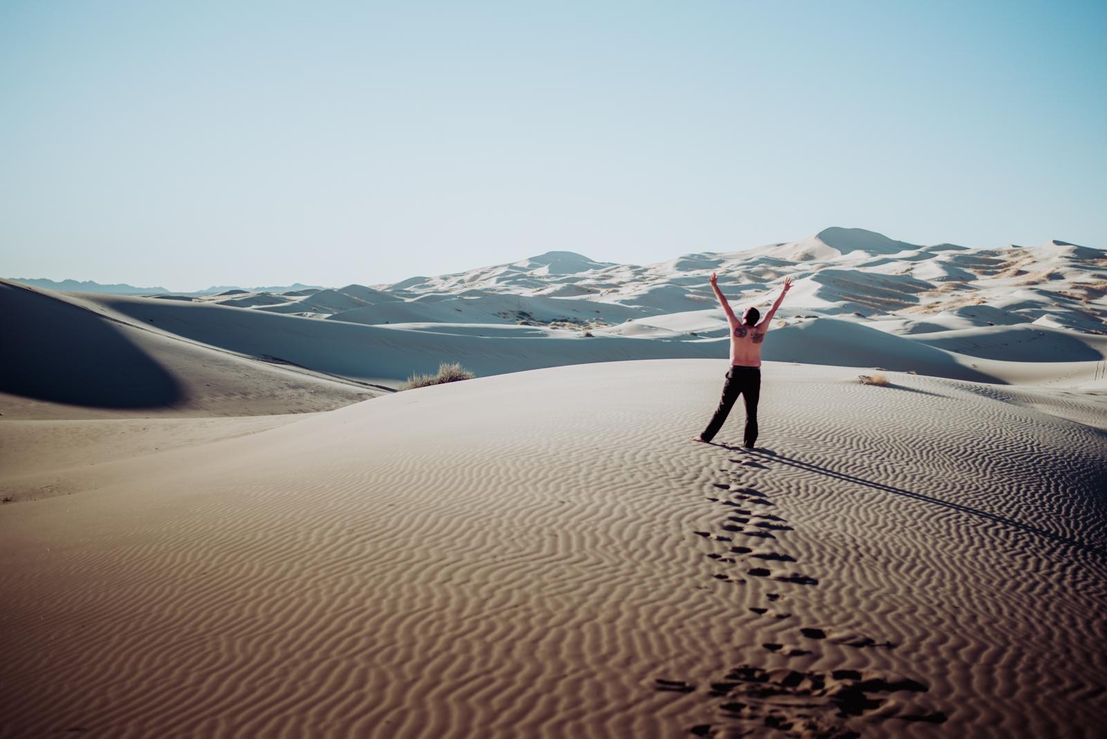  #desert #samalayuca #dunes #ahchihuahua #visitmexico #macdeblack #adventure #rebel #beards #tatued #deserttrip #modelphotography #menphotography #inspiration #mexico #men #modelphotography #photoshoot #nikon #nikonmx #instagood #Destinationphotographer #exploretocreate #aroundtheworld #macylizphotography