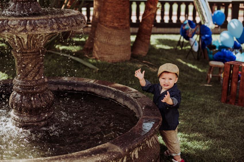 smash cake, pastel come galletas, quinta los monjes, bebe, fotografia de bebes, mac y liz