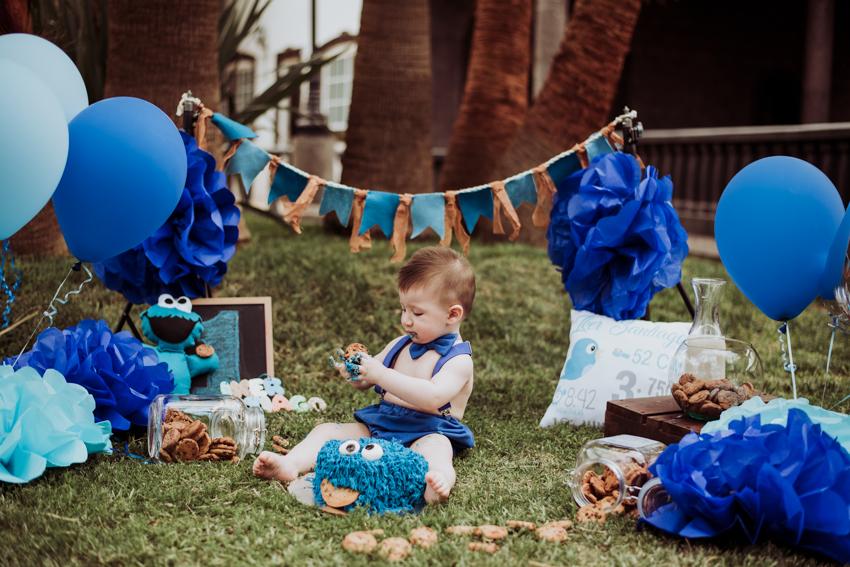 smash cake, pastel come galletas, quinta los monjes, bebe, fotografia de bebes, mac y liz