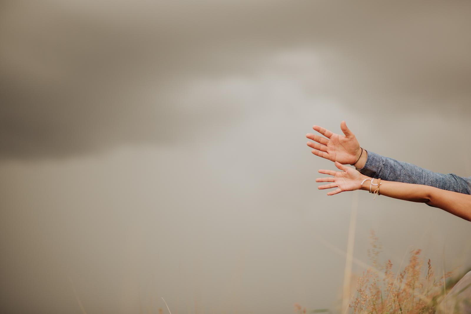 fotos de novios al aire libre, fotos de novios en naturaleza, fotografos de boda en chihuahua, boda en chihuahua , mac y liz , fotografos profesionales en chihuahua, fotografos internacionales de boda con sede en mexico, fotografos de bodas cuu, fotos de novios en chihuahua, destination wedding photographer