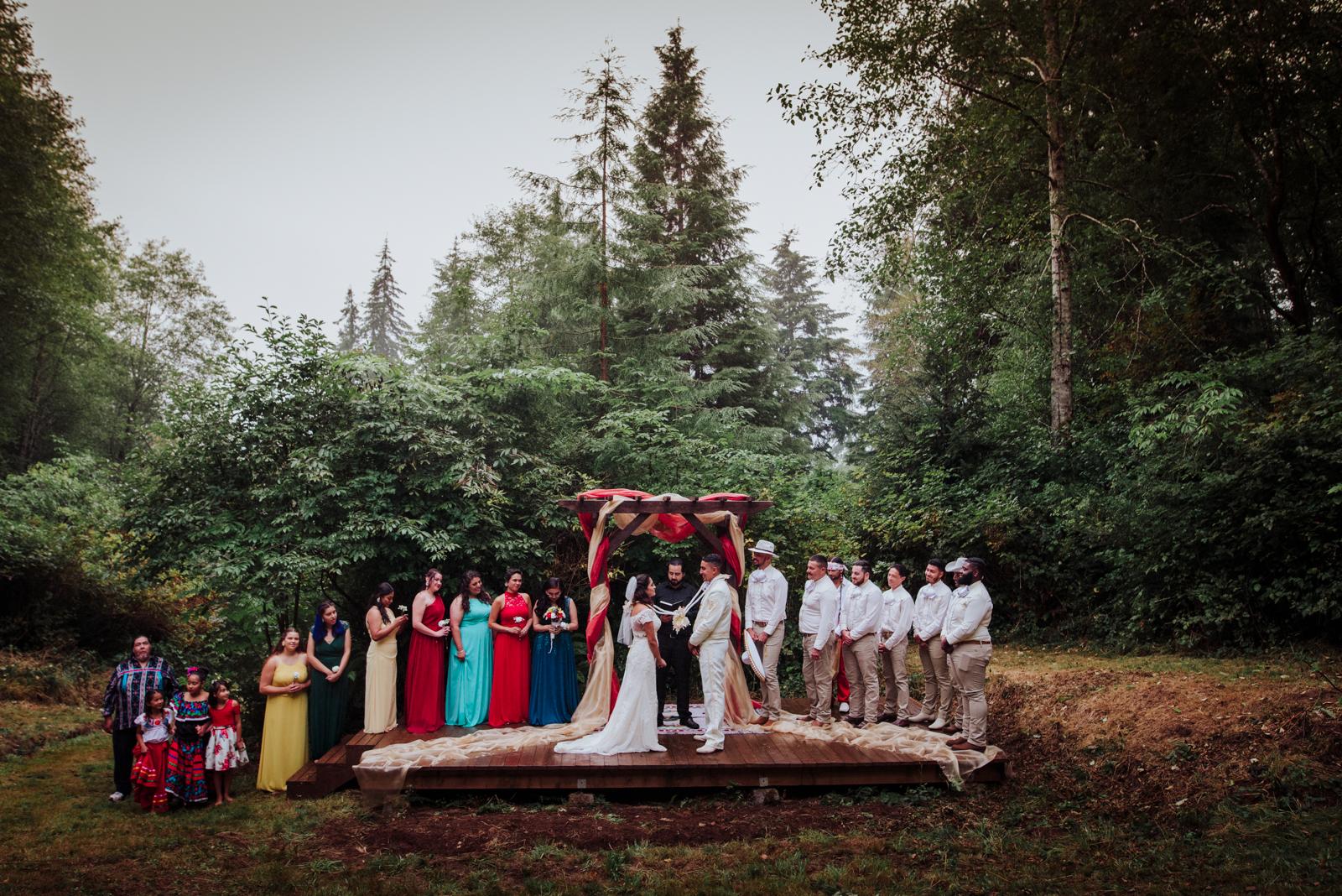 Boda seattle bosque entrada de la novia lakota
