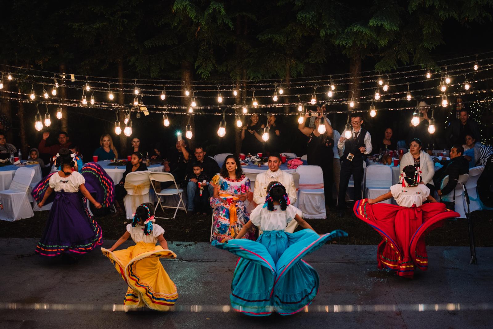 Boda seattle bosque baile mexicano