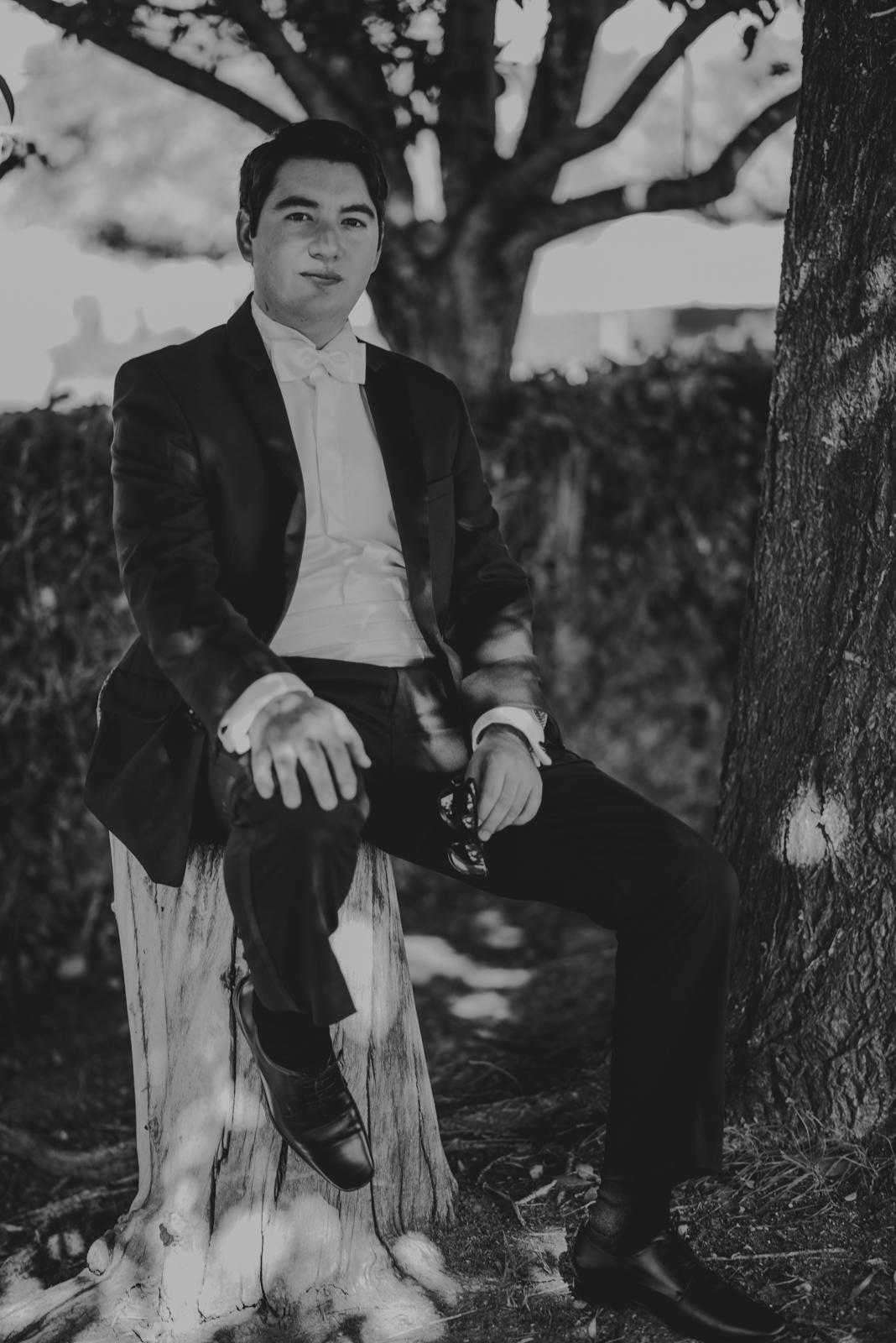 boda en delicias chihuahua, getting ready, momentos de la boda, traje de novio, zapatos de novio