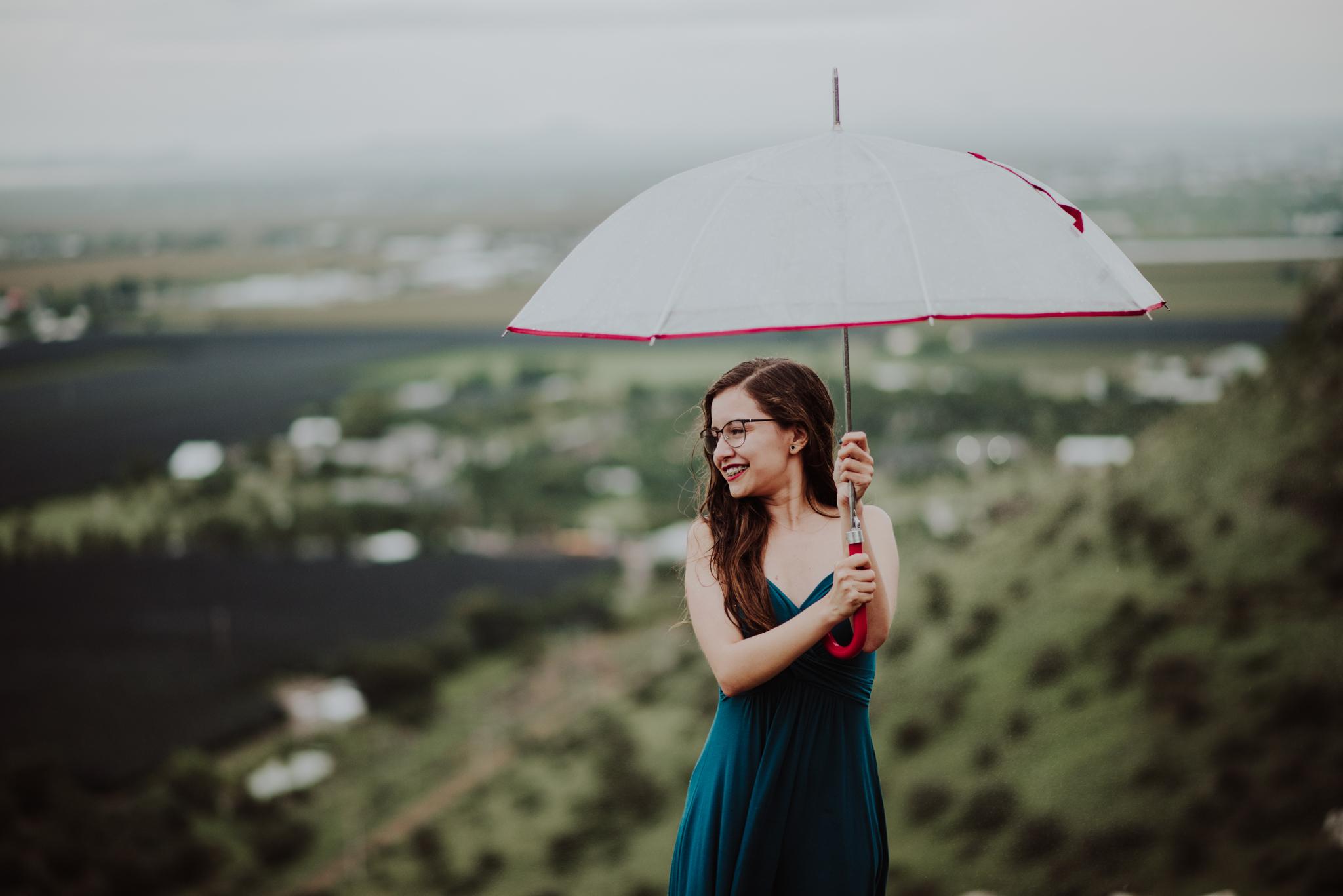 fotografo destino en chihuahua mexico / rain photoshoot / portrait / raini day / model photography / adventure sesions