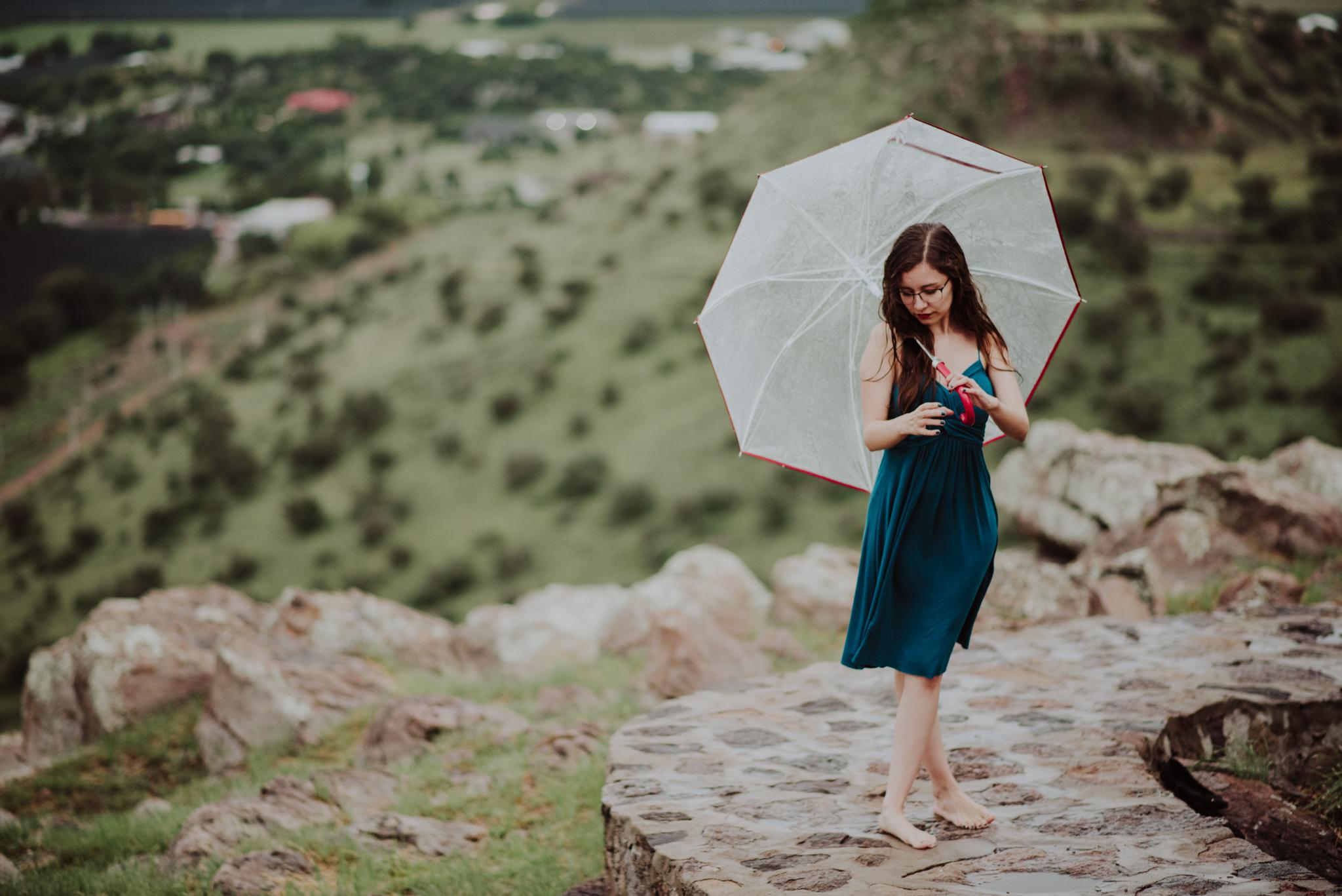 fotografo destino en chihuahua mexico / rain photoshoot / portrait / raini day / model photography / adventure sesions