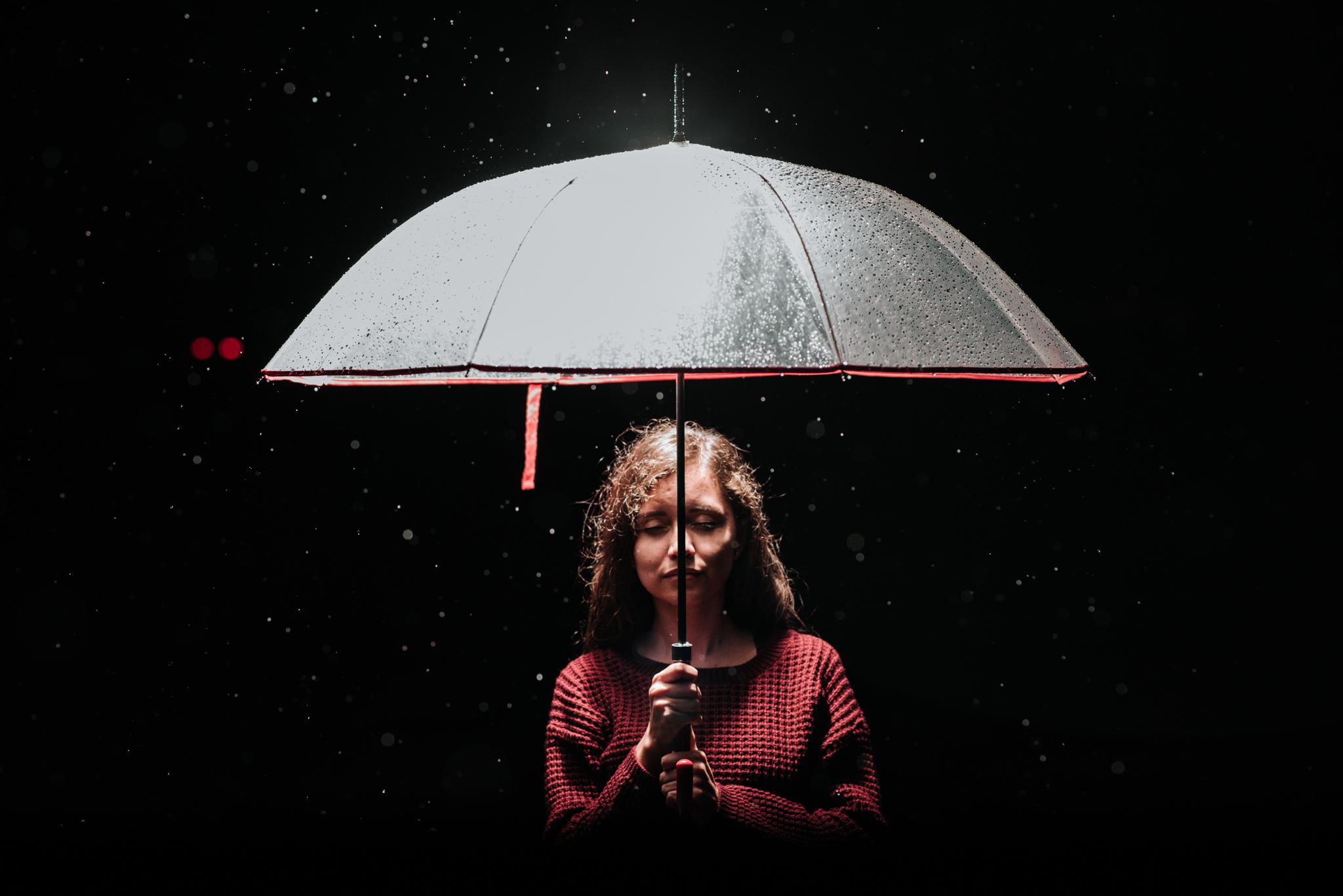 fotografo destino en chihuahua mexico / rain photoshoot / portrait / raini day / model photography / adventure sesions