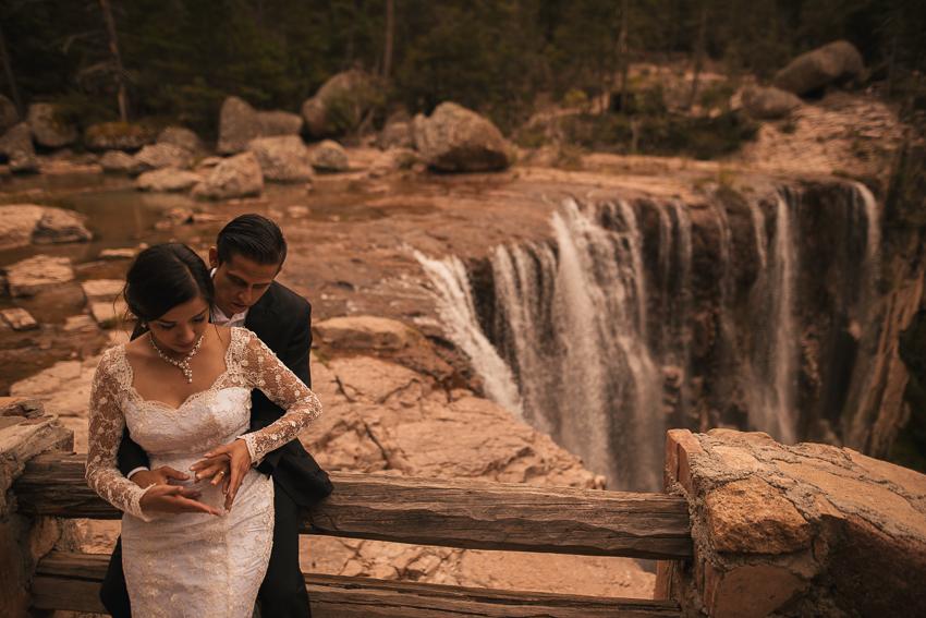 Postboda en barrancas del cobre creel , cusarare, arareko, divisadero.