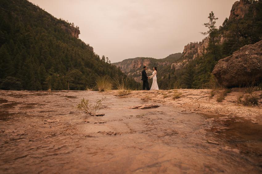 Postboda en barrancas del cobre creel , cusarare, arareko, divisadero.