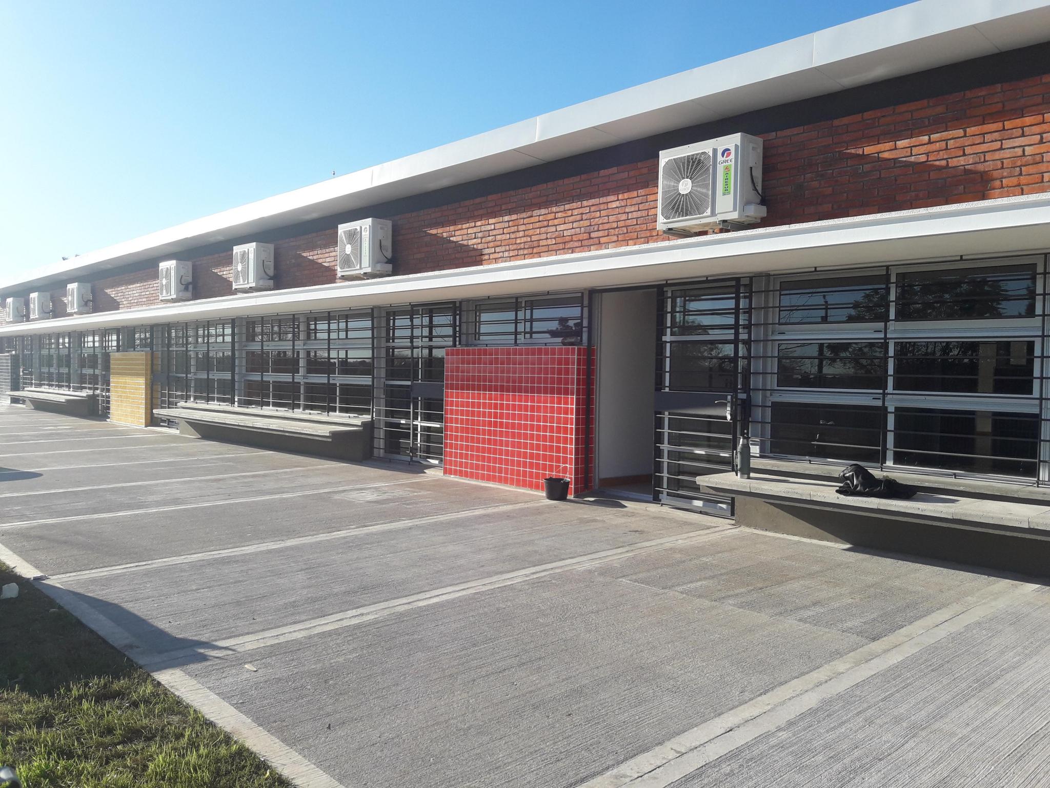 Fachada Aulas