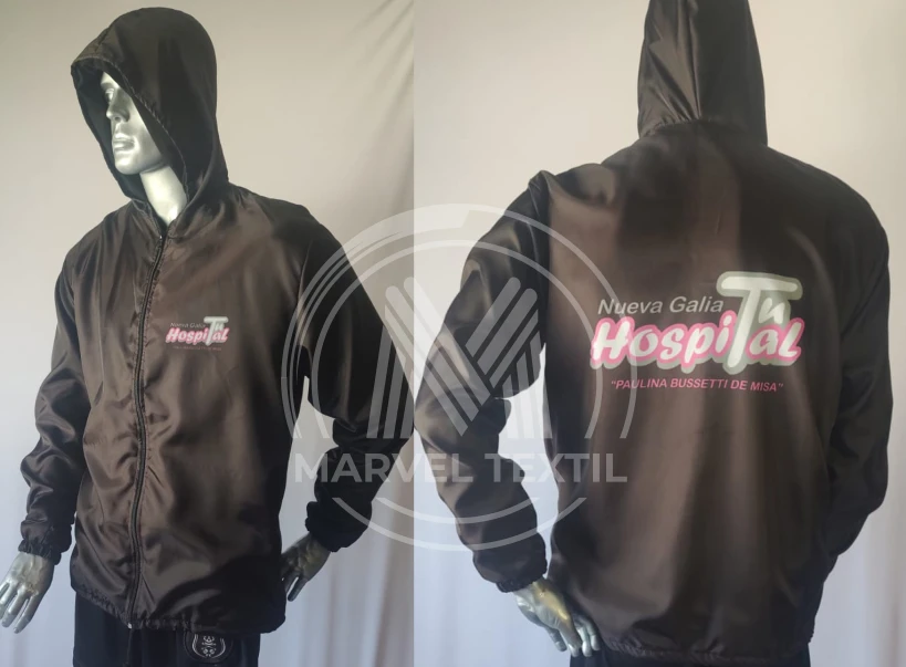 HOSPITALROMPEVIENTOSMARVELTEXTIL.webp