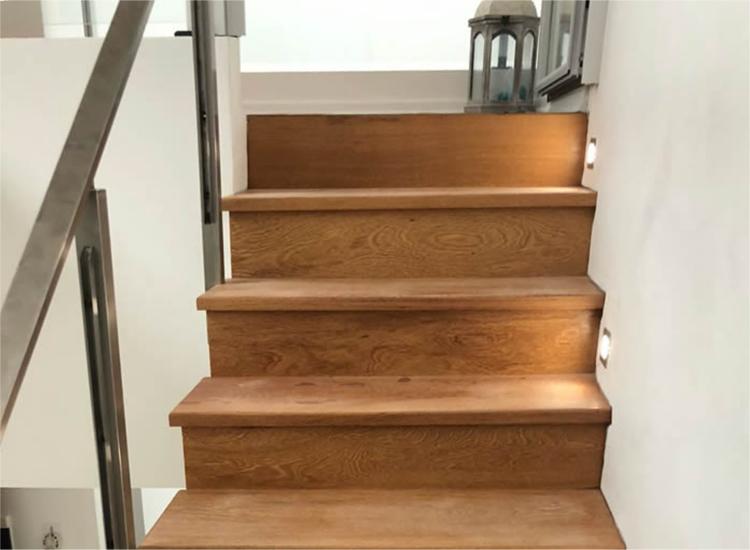 Mesadas y Escaleras