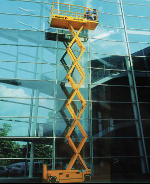 Plataforma tijera Haulotte Compact 10, Mas Traccion s.r.l