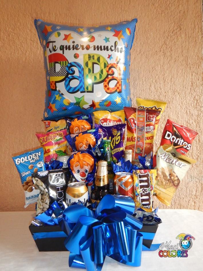 Arreglos de cumpleaños con cervezas y botanas