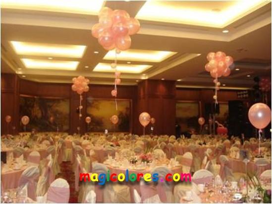 Flores con globos para boda