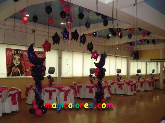 Arco de globos con helio para XV Años