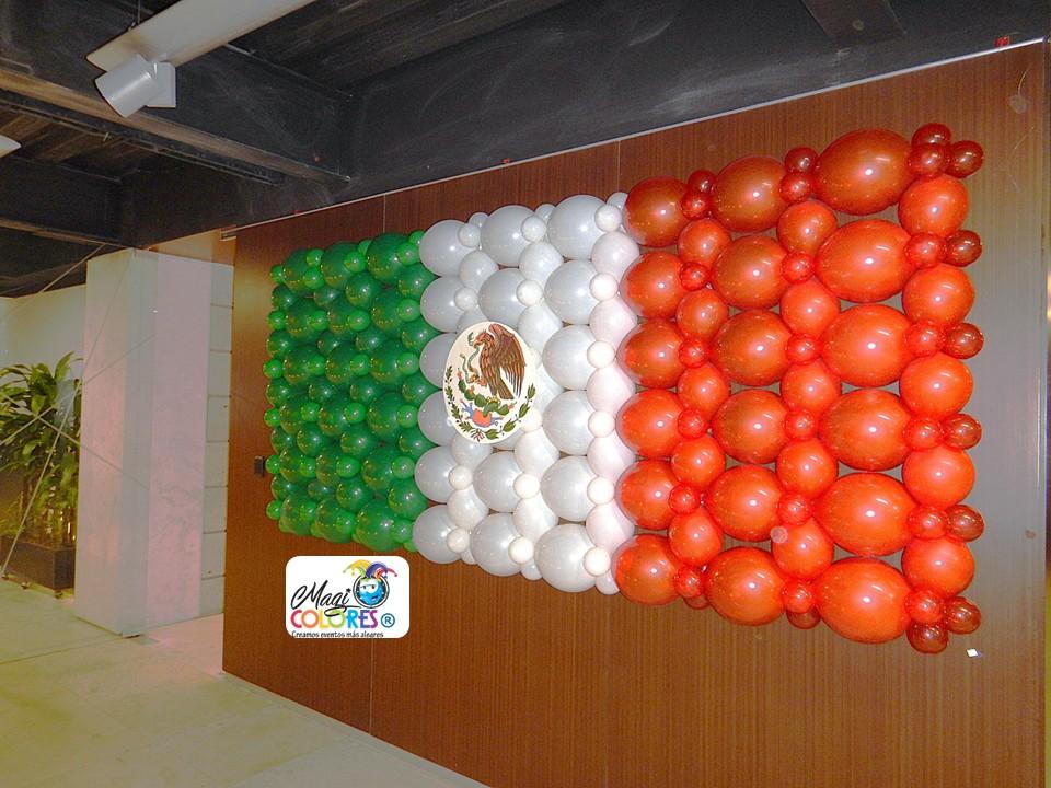 Bandera de México con Globos