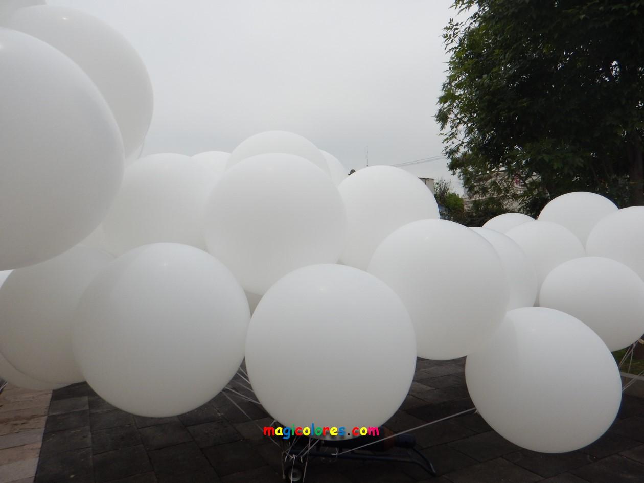 Globos gigantes con helio para boda