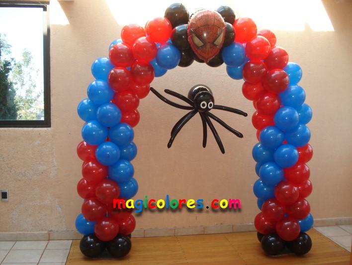 Decoración temática con globos de dinosaurios