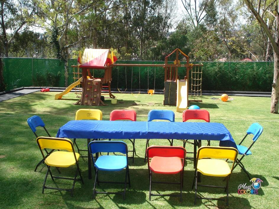 Mesita de Niños con Sillitas de Colores
