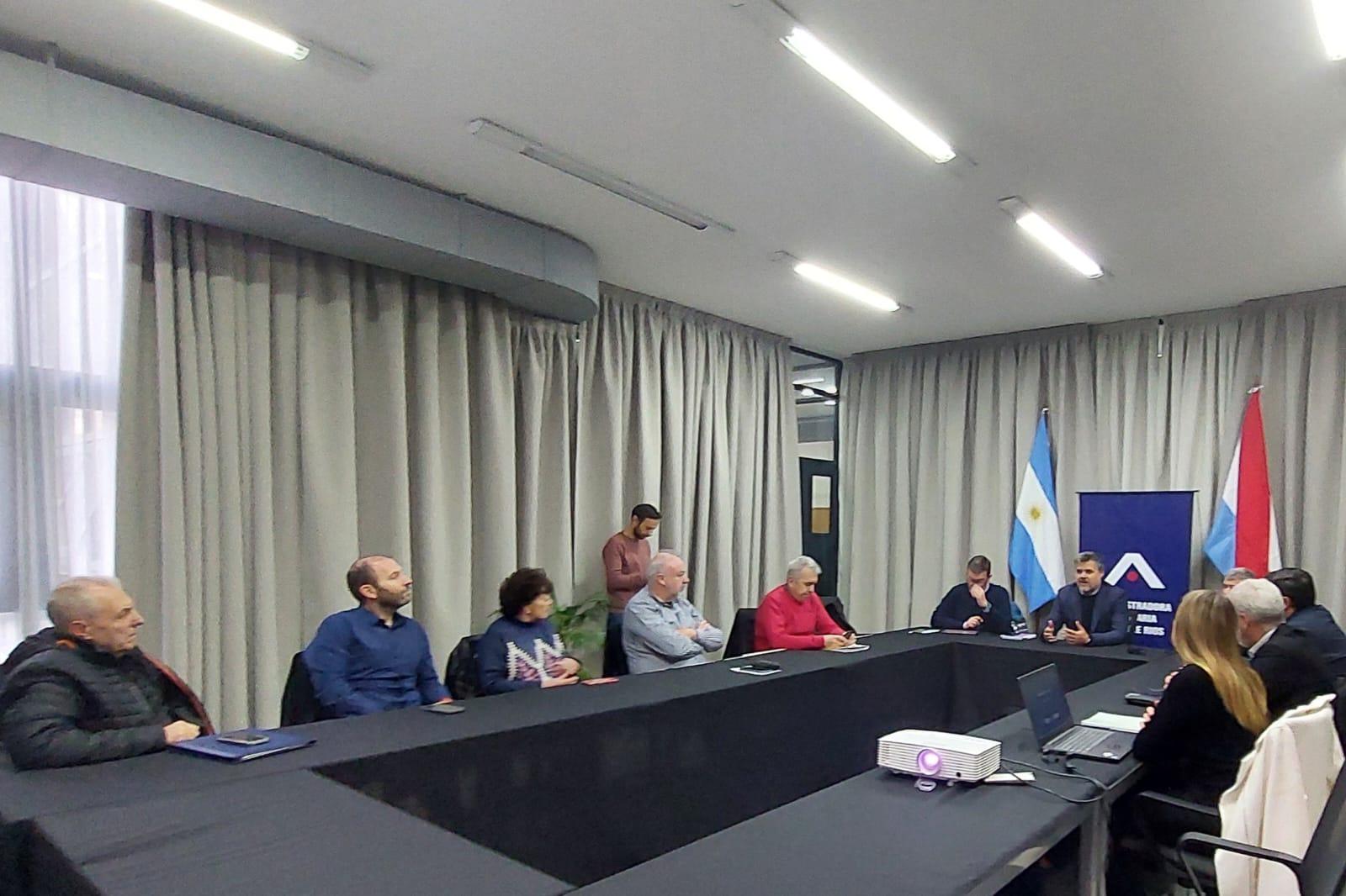 REUNION DE FEHGRA ENTRE RIOS CON ATER Y SECRETARIA DE TURISMO PROVINCIAL