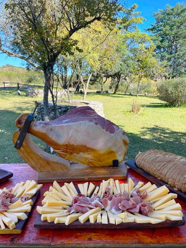 gastronomia-eventos-aguila-blanca.webp