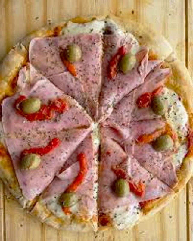 pizza-casera-especial-aguila-blanca.webp