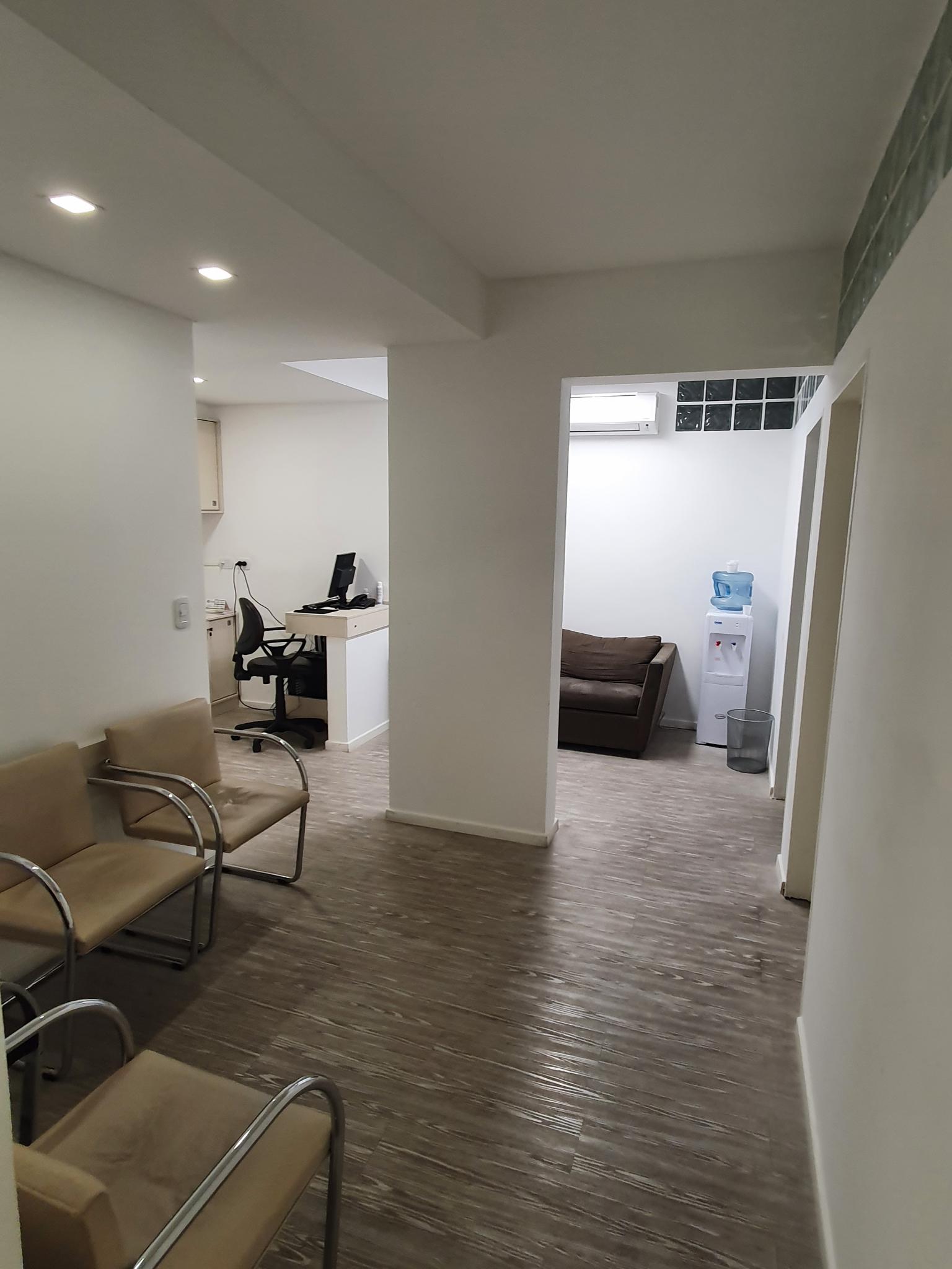 Sala de espera y 2° recepción