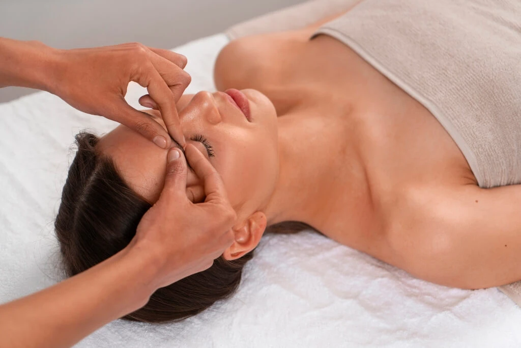 Masaje Facial Kobido: rejuvenece sin agujas ni quirófano en Arenys de Mar