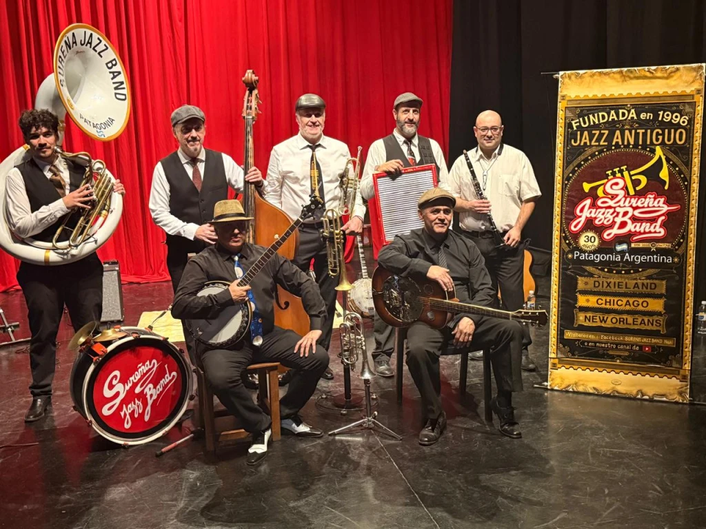 Treinta años de swing: la historia de Sureña Jazz Band contada por uno de sus fundadores