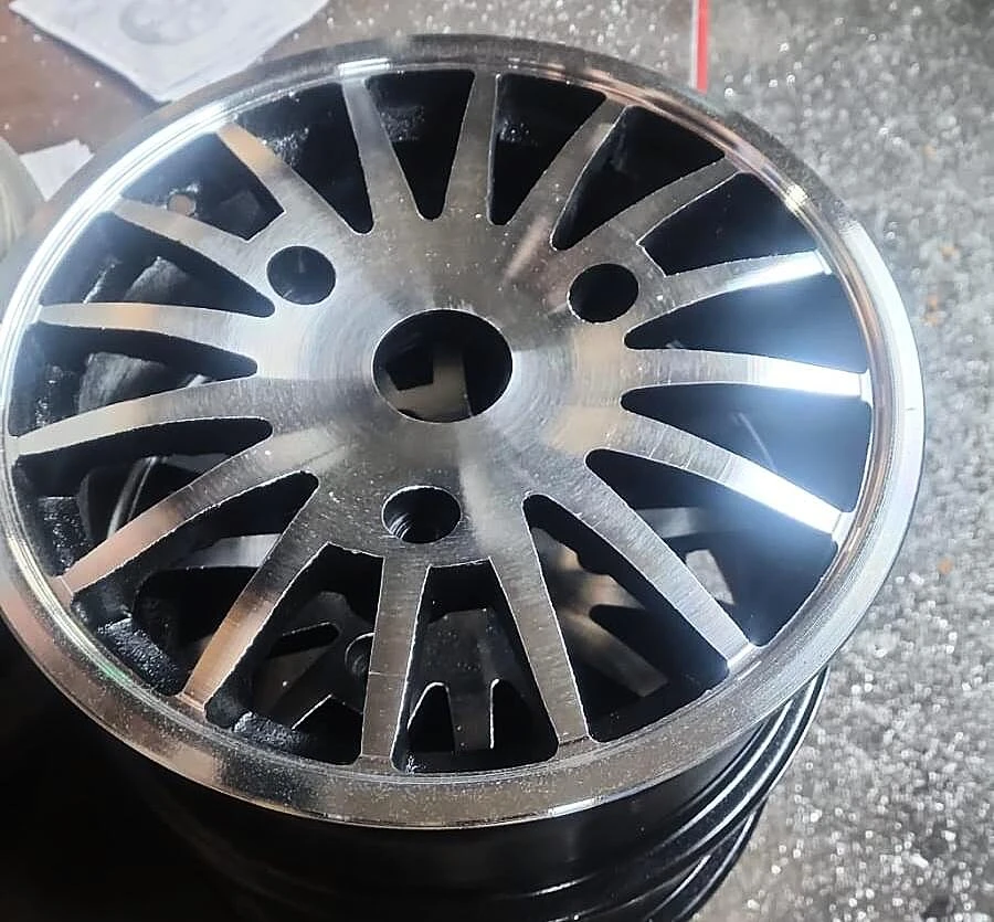 CirrusRenault1214x6.webp