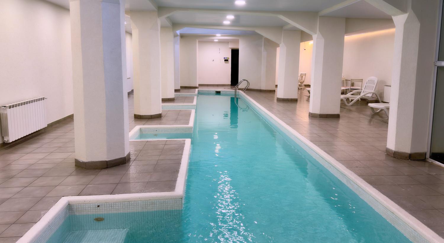 Piscina climatizada - Heated Swimming pool