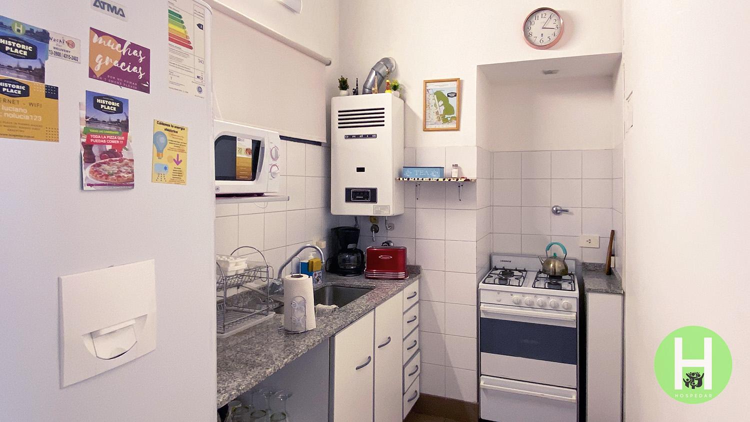 ¿Cómo tiene que estar equipada una cocina para un alquiler temporario?