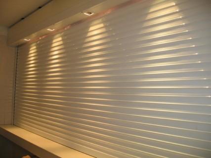 Venta de aberturas de aluminio, madera y chapa