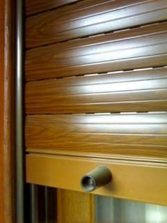 Venta de aberturas de aluminio, madera y chapa