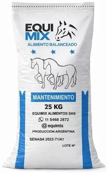 Alimento balanceado para potros en crecimiento