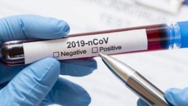 ¿QUÉ DEBEMOS HACER EN CASA SI SOMOS COVID POSITIVOS?