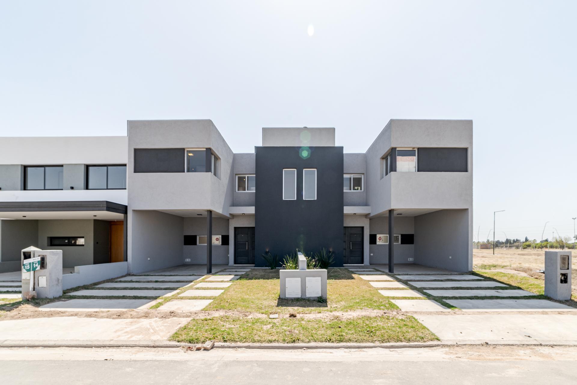 Duplex en Manantiales.