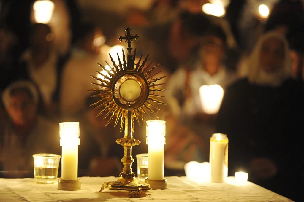 SACRAMENTOS Y RITOS INICIÁTICOS