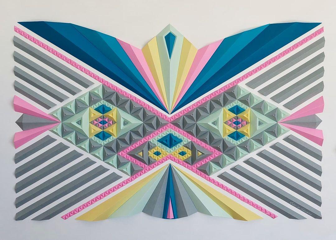 102 x 72 cm