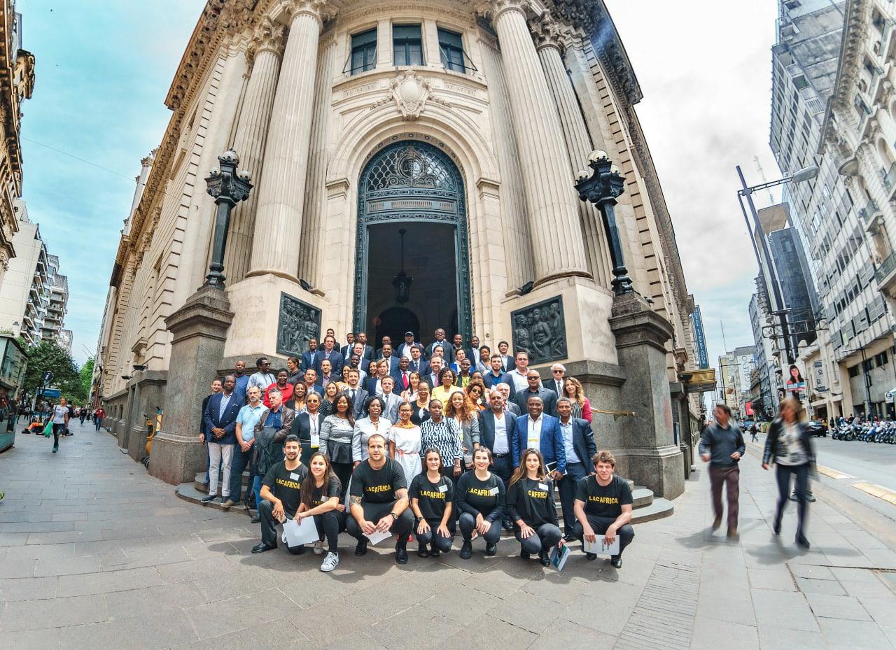 Foto grupal participantes segunda cumbre de negocios Lac-África
