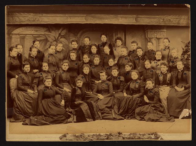 La clase de 1891 del Woman’s Medical College of Pennsylvania.