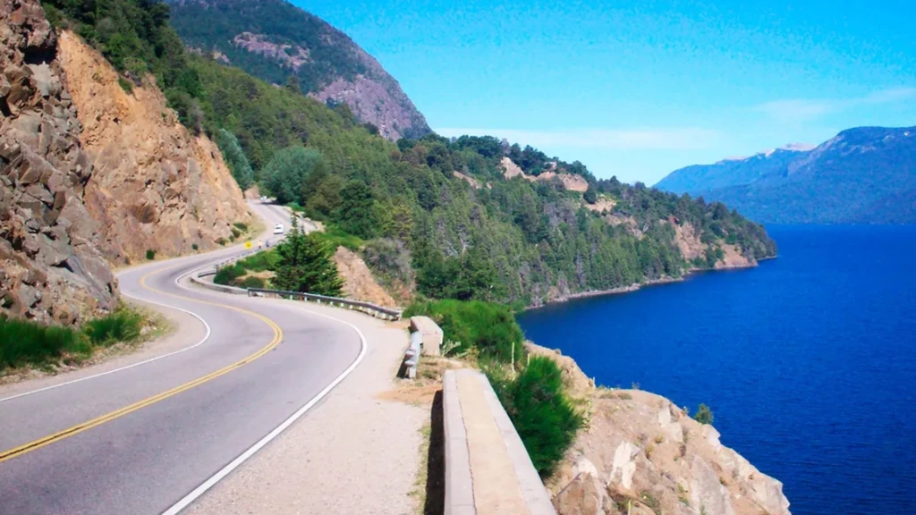 ruta-siete-lagos.webp
