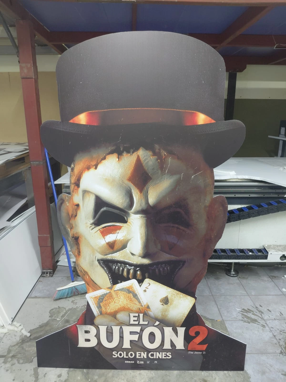 Standee Con Forma