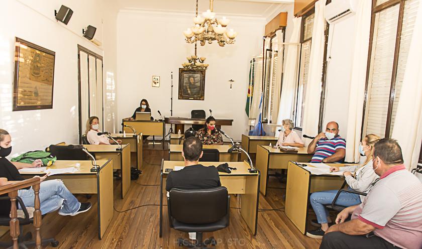 SE REUNIÓ EL CONCEJO EN PLENO EN COMISIÓN PARA TRATAR EL PROYECTO QUE GARANTIZA LA INCORPORACIÓN DE UN PORCENTAJE DE PERSONAS TRAVESTIS, TRANSEXUALES Y TRANSGÉNERO AL EMPLEO PÚBLICO MUNICIPAL.